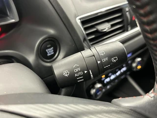 Mazda 3 2.0 GT-M LEER NAVI CARPLAY ECC CRUISE LM 102000KM STOELVERWARMING. / 29