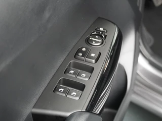 Kia Picanto 1.0 GDi DynamicPlusLine  - Apple Carplay/Android Auto - Navigatie - Achteruitrijcamera - Cruise Control - LM Velgen - Fabrieksgarantie t/m 2033 / 21