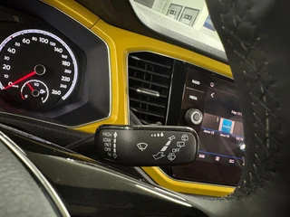 Volkswagen T-Roc 1.0 TSI Style/ NL auto/ Parkeersensoren/ Navi/ LMV / 18