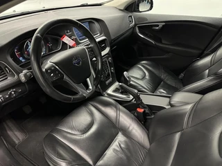 Volvo V40 1.6 T3 Summum  PANO LEER CAMERA NAVIGATIE ECC CRUISE LM. / 20