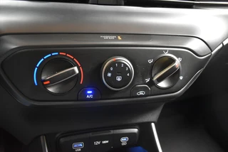 HYUNDAI I20 1.0 T-GDI 48V MHEV 100pk Comfort I Navi + Camera / 23