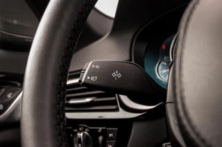 BMW 5-serie M550d xDrive High Executive | 2e eigenaar | Driving Assistant Plus | Innovation pakket | Stoelverwarming & -ventilatie | Stuurverwarming | Harman-kardon | 360 camera / 50