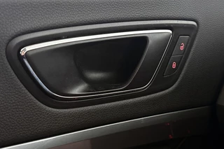 SEAT Ateca 1.5 TSI Style Business Intense Automaat Trekhaak Stoelverwarming Virtual Dodehoek / 40
