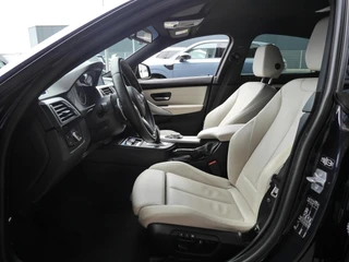 BMW 4-serie Gran Coupé 428i High Executive M Pakket | Licht interieur |  Elektrische achterklep | Elektrisch verst.bare best.stoel | Stoelverwarming | Navigatie | Climate control | 18inch velgen / 7