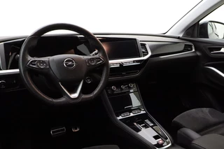Opel Grandland 1.6 Turbo Plug-In Hybrid 300pk 4x4 GSe | Navigatie | Camera | Comfort stoelen | Elektrische achterklep | Stoel- en stuurverwarming | Adaptive Cruise control | / 14