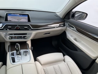 BMW 7 Serie 730d xDrive ACC Pano Softclose 4wielsturing High Executive HUD / 37
