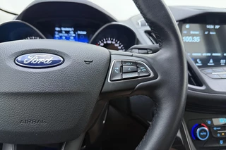 Ford Kuga 1.5 EcoBoost Titanium | Trekhaak | Achteruitrijcamera | Airco | Navigatie | Elektrische achterklep | Cruise control | Start/Stop bediening | Climate control | Parkeersensoren | Lederen/stof interieur | Stuurbediening / 20