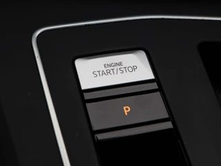 Volkswagen Golf 1.0 eTSi 110 Pk Life | Adaptive Cruise | Camera | Navigatie | Climatronic | 16 Inch | 112.282 Km !! / 26