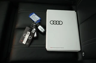 Audi Q4 e-tron 45 265pk quattro Advanced edition 77 kWh SOH 91% Matrix LED Leder Keyless Sonos Stoelverwarming Navigatie / 41