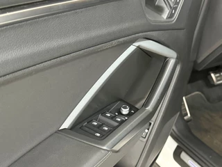 Audi Q3 45 TFSI e S line | 245 PK | Virtual Cockpit Plus | Camera | Black Optics | Leder | 2022 / 24