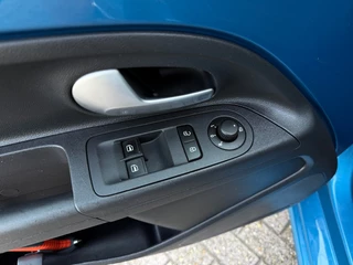 Volkswagen up! Up 1.0 BMT MOVE - NL Auto Airco Cruise Bluetooth Park. sens. achter / 19