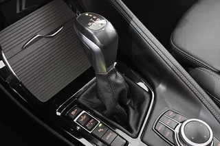 BMW X2 xDrive25e M Sport Panoramadak Harman Kardon Memory Head-Up / 32