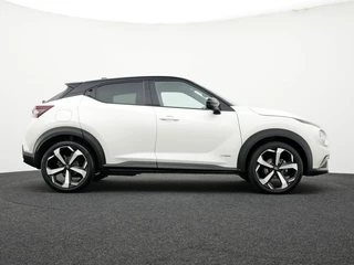 Nissan Juke 1.6 Hybrid Tekna Leer | 19 inch | Winterpack | BOSE / 10
