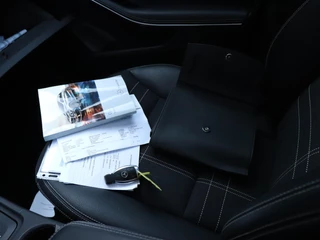 Mercedes-Benz CLA-klasse 200 Ambition | PDC | PANO | SPORTSTOELEN | CRUISE | NAVI | / 23