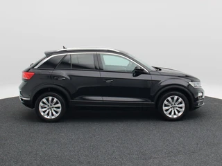 Volkswagen T-Roc 1.5 TSi 150 Pk Automaat Style Business | Adaptive Cruise Control | Elektrische Achterklep | Navigatie | Trekhaak | Stoelverwarming | 17 Inch / 8