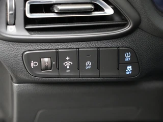 Hyundai i30 1.0 T-GDI i-Motion ✅Stoel&Stuurverw.✅Carplay✅Camera✅Keyless✅Lane ass.✅Cruise✅Clima✅ / 23
