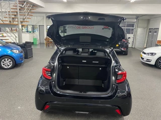 Toyota Yaris 1.5 Hybrid Executive/ NL auto/ Eerste eigenaar/ Automaat/ Stoelverwarming/ Navi/ Apple carplay/ Pano / 34