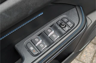 Lynk & Co 01 1.5 261PK PHEV Panorama 360 Camera Apple Carplay Android Auto / 21