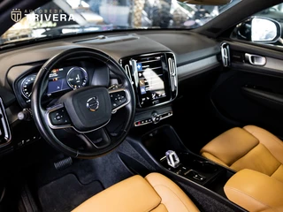 Volvo XC40 1.5 T5 Recharge Inscription 262PK l SoH 95% l CAM 360° l Vol Leder l PANO l Harm. Kardan l 1ste eig. Dealer Onderh. / 20