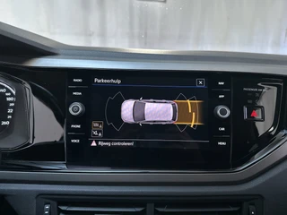 Volkswagen Polo 1.0 TSI Comfortline Parkeersensoren Navigatie App-Connect DAB+ / 9