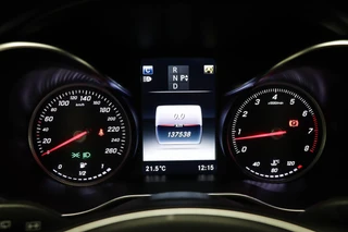 Mercedes-Benz C-Class Estate 200 Premium Plus / 5