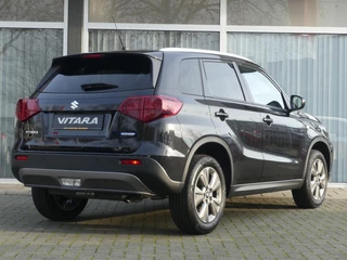 Suzuki Vitara 1.4 Boosterjet Smart Hybrid Select Nieuwe auto! € 1.850,- korting. 10 jAAR GARANTIE! Apple Carpl/Andr Auto, Cruise & Climate Control, Camera / 5