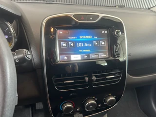 Renault Clio 1.2 Authentique | Cruise Control | Airco | Navi | Bluetooth | DAB / 17