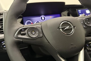 Opel Grandland 1.2 Turbo 130Pk GS Light | Climate control | Navigatie | AGR-Stoelen | Parkpilot | Led koplampen | Winter Pakket | LM-Velgen / 19