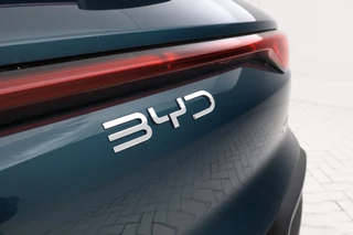 BYD ATTO 2 1.5 DM-i Active  Plug in!, Voorraad, Nieuw / 12