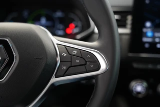 Renault Captur 1.6 E-Tech Hybrid 145 Intens  Full-led Navigatie Trekhaak / 9
