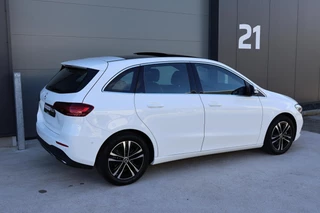 Mercedes-Benz B-Class 200 Luxury Line Panoramadak / Stuurwielverwarming / Stoelverwarming / 43
