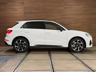 Audi Q3 45 TFSI e S line | 245 PK | Virtual Cockpit Plus | Camera | Black Optics | Leder | 2022 / 4