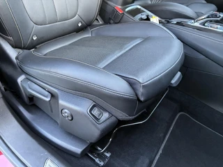 Opel Grandland X 1.6 Turbo Hybrid4 Automaat Ultimate | ECC | Navigatie | Leder | Winterpakket | Stoelventilatie | Camera | Trekhaak | 19" LM-Velgen | Zeer kompleet / 47