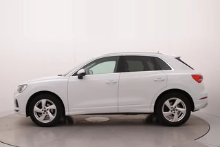 Audi Q3 35 TFSI Advanced Automaat | Parkeersensoren | Adaptive Cruise Control | Stoelverwarming | Apple CarPlay / 2