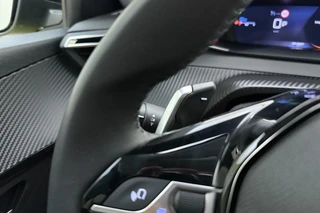 Peugeot 208 1.2 Hybrid 110 e-DCS6 Allure | Parkeersensoren | Appel Carplay/Android Auto draadloos | Climate Control | Cruise Control | Privacy Glass / 21
