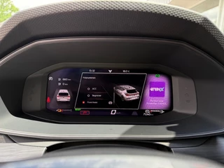 CUPRA Leon 1.4 e-Hybrid VZ Business 245PK LED Navi ACC Carplay / 35