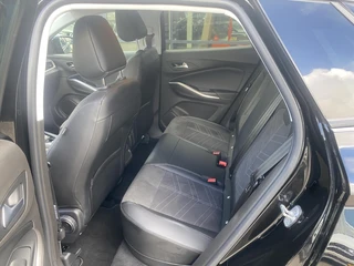 Opel Grandland X 1.6 Turbo Hybrid 225pk Aut Business Edition / 26