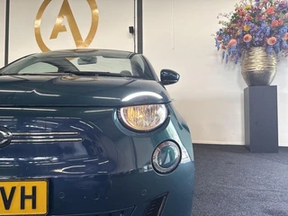 Fiat 500 E Icon 42 kWh | CRUISE | CAMERA | CARPLAY | CLIMATE / 18