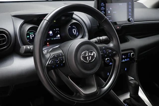 Toyota Yaris 1.5 Hybrid Dynamic | STOELVERWARMING  LED | CIMA | DAB  | APPLE | CAMERA / 28