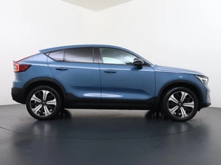 Volvo C40 Recharge Core 69 kWh SOH 93%|VOLVO DEALER ONDERHOUDEN| ACHTERUITRIJCAMERA| PANORAMADAK| STOEL + STUURVERWARMING| RIJKLAARPRIJS INCL. 12 MAANDEN BOVAG GARANTIE| / 10