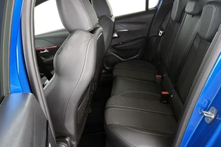 Peugeot 208 1.2 Hybrid 145 e-DCS6 GT Achteruitrijcamera Keyless Apple CarPlay / 9