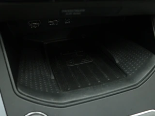 SEAT Arona 1.0 TSI Style Launch | Trekhaak | Navigatie | Camera | Stoelverwarming / 47