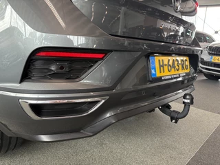 Volkswagen T-Roc 1.5 TSi 150PK DSG Sport Bns R-Line  AFN.TREKHAAK/19INCH/CAMERA/NAVI/VIRTUAL/CARPLAY/PDC / 16