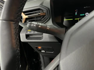 Dacia DUSTER 1.6 Hybrid 140 Extreme NL auto / Eerste eigenaar / Automaat / 17
