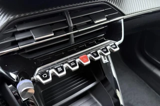 Peugeot 208 1.2 PureTech Active Pack | Navigatie | Parkeersensoren achter | Cruise Control | Lichtmetaal 16inch | Apple Carplay/Android Auto / 26