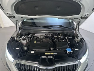 Škoda Kodiaq 1.5 TSI 150pk Business Edition Camera Trekhaak Sfeerverlichting Navigatie / 16