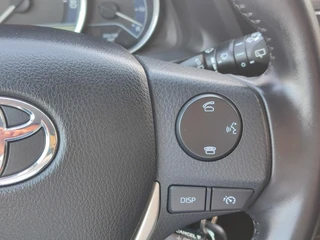 Toyota Auris 1.6 TREND TREKHAAK 1300KG TREKGEW 1E-EIG NL-AUTO DEALER ONDERHOUDEN STOELVERW 16'' LM-VELGEN CAMERA BLUETOOTH / 17