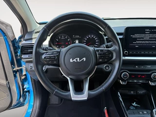 Kia Stonic 1.0 T-GDi MHEV DynamicPlusLine | Cruise Control | Climate Control | Navigatie | Camera | LM Velgen | Parkeersensoren | / 14