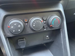 Dacia Jogger 1.0 TCe 100 ECO-G Expression 5p  LPG-G3/Airco-Ecc/Navi/Nieuw model / 24