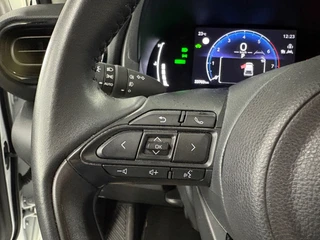 Toyota Yaris 1.5 Hybrid 115 First Edition/ NL auto/ Automaat/ Achteruitrijcamera / 18